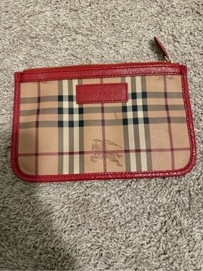 Burberry Pouch